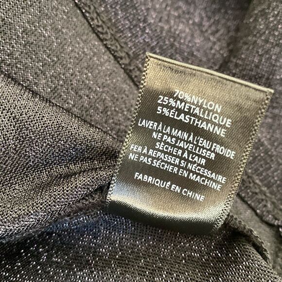 Astr the Label Cropped Long Sleeve Black Shimmer Top w Cut-out Shoulder Detail - Picture 9 of 9